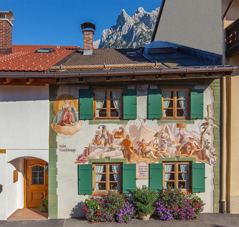 Beim Gschdoaga Daire Mittenwald Oda fotoğraf